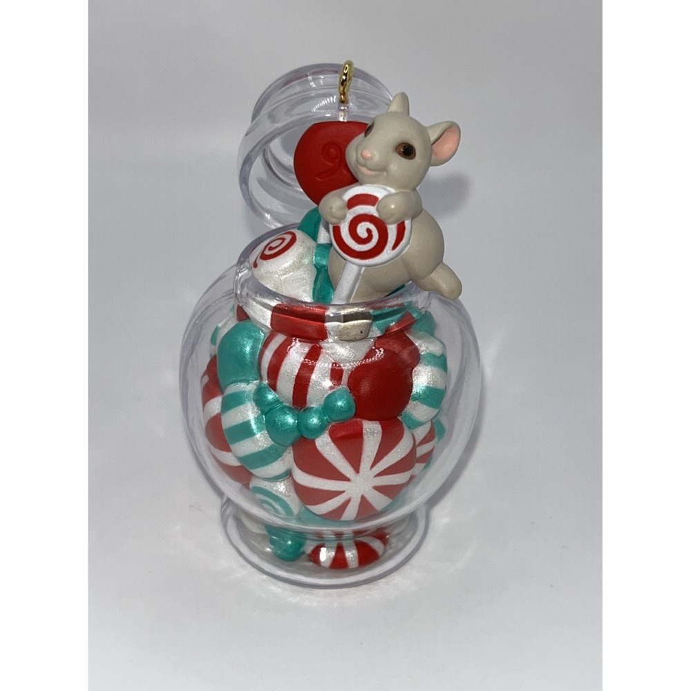 R182 - Hallmark Keepsake Ornament ~‎ 1994 - Candy Caper